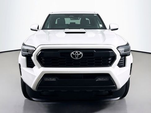 Certified 2024 Toyota Tacoma TRD Sport image 2