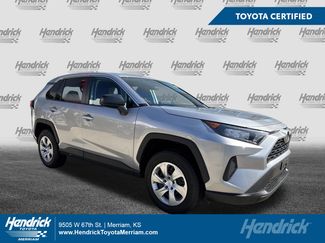Used 2022 Toyota RAV4 LE FWD video 1