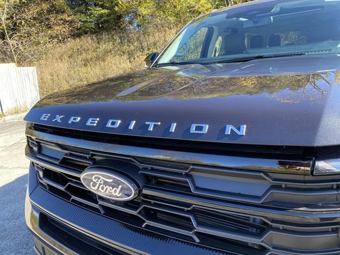 New 2025 Ford Expedition Max Active image 51