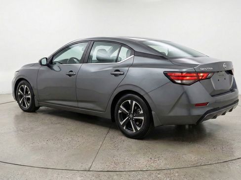 Used 2025 Nissan Sentra SV FWD image 6
