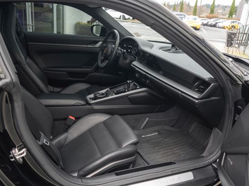 Used 2020 Porsche 911 Carrera 4S image 28