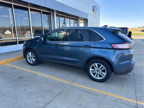 Used 2018 Ford Edge SEL w/ Equipment Group 201A image 9