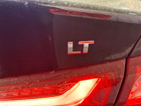 Used 2020 Chevrolet Malibu LT FWD image 14