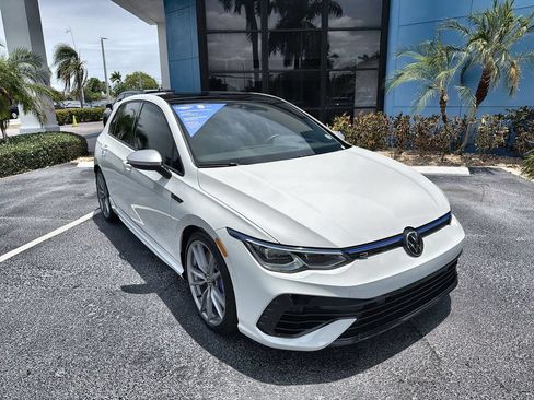 Used 2024 Volkswagen Golf R AWD/4WD image 18