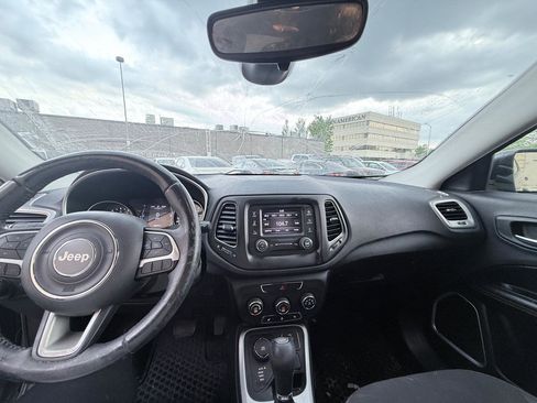 Used 2018 Jeep Compass Sport w/ Cold Weather Group AWD/4WD image 15