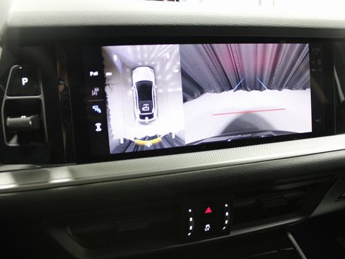 New 2026 Porsche Cayenne Coupe image 34