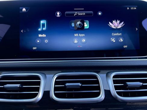 Certified 2025 Mercedes-Benz GLE 450e 4MATIC image 23