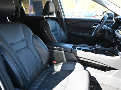 Used 2023 Nissan Rogue Platinum w/ Platinum Premium Package AWD/4WD image 22