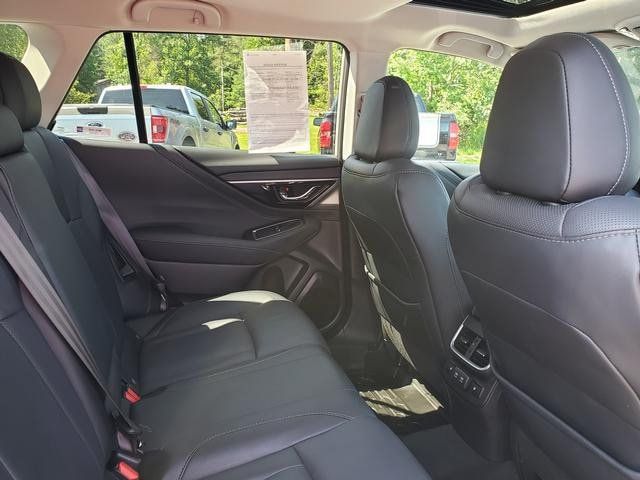 Used 2022 Subaru Outback Limited AWD/4WD image 18