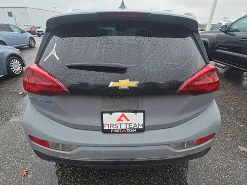 Used 2019 Chevrolet Bolt Premier w/ Infotainment Package image 6