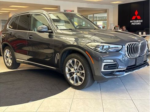 Used 2021 BMW X5 xDrive40i w/ Premium Package AWD/4WD image 4