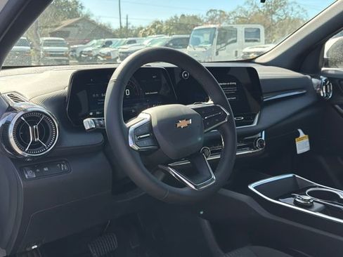 New 2026 Chevrolet Equinox LT image 24