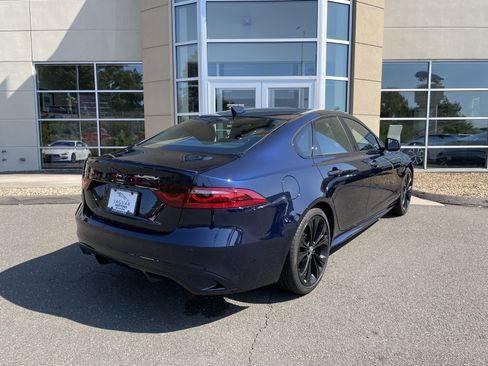 Used 2024 Jaguar XF R-Dynamic SE image 9