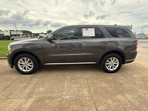 Used 2019 Dodge Durango SXT w/ 3rd Row Seating Group AWD/4WD image 5