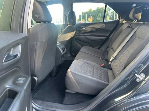 Used 2023 Chevrolet Equinox LT AWD/4WD image 16