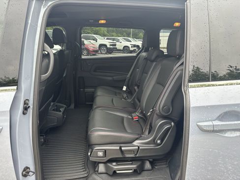 Used 2023 Honda Odyssey Sport image 25
