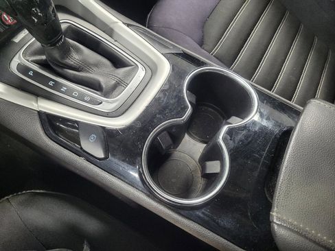 Used 2015 Ford Fusion SE image 26