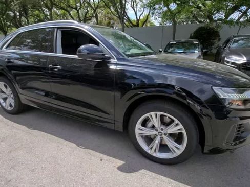 Certified 2023 Audi Q8 Premium Plus w/ Premium Plus Package AWD/4WD image 3