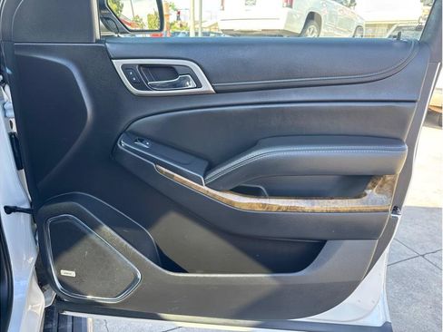 Used 2016 GMC Yukon Denali w/ Open Road Package AWD/4WD image 29