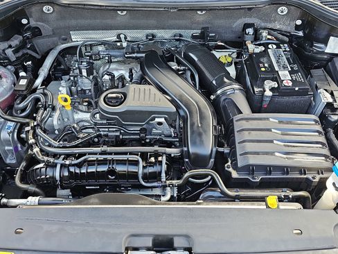 Certified 2023 Volkswagen Taos SE image 29