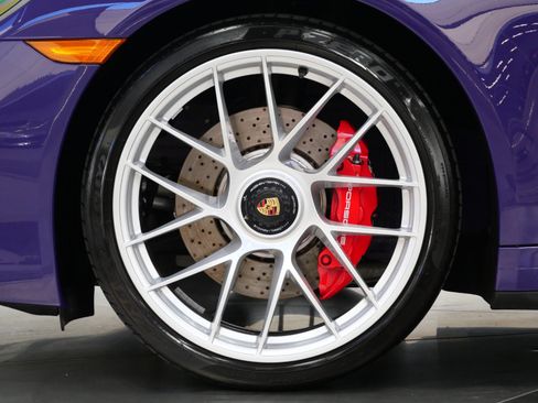 Used 2018 Porsche 911 Targa 4 GTS AWD/4WD image 10