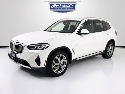 Used 2023 BMW X3 xDrive30i image 3