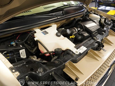 Used 2006 Chevrolet Express 1500 w/ Preferred Equipment Group image 34