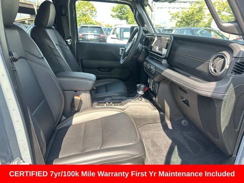 Certified 2025 Jeep Gladiator Mojave AWD/4WD image 10
