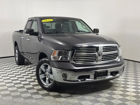 Used 2016 RAM 1500 Lone Star AWD/4WD image 2