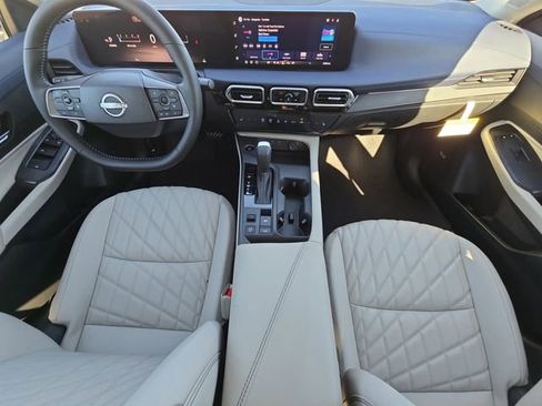 New 2026 Nissan Sentra SL w/ Floor Mat Package FWD image 20