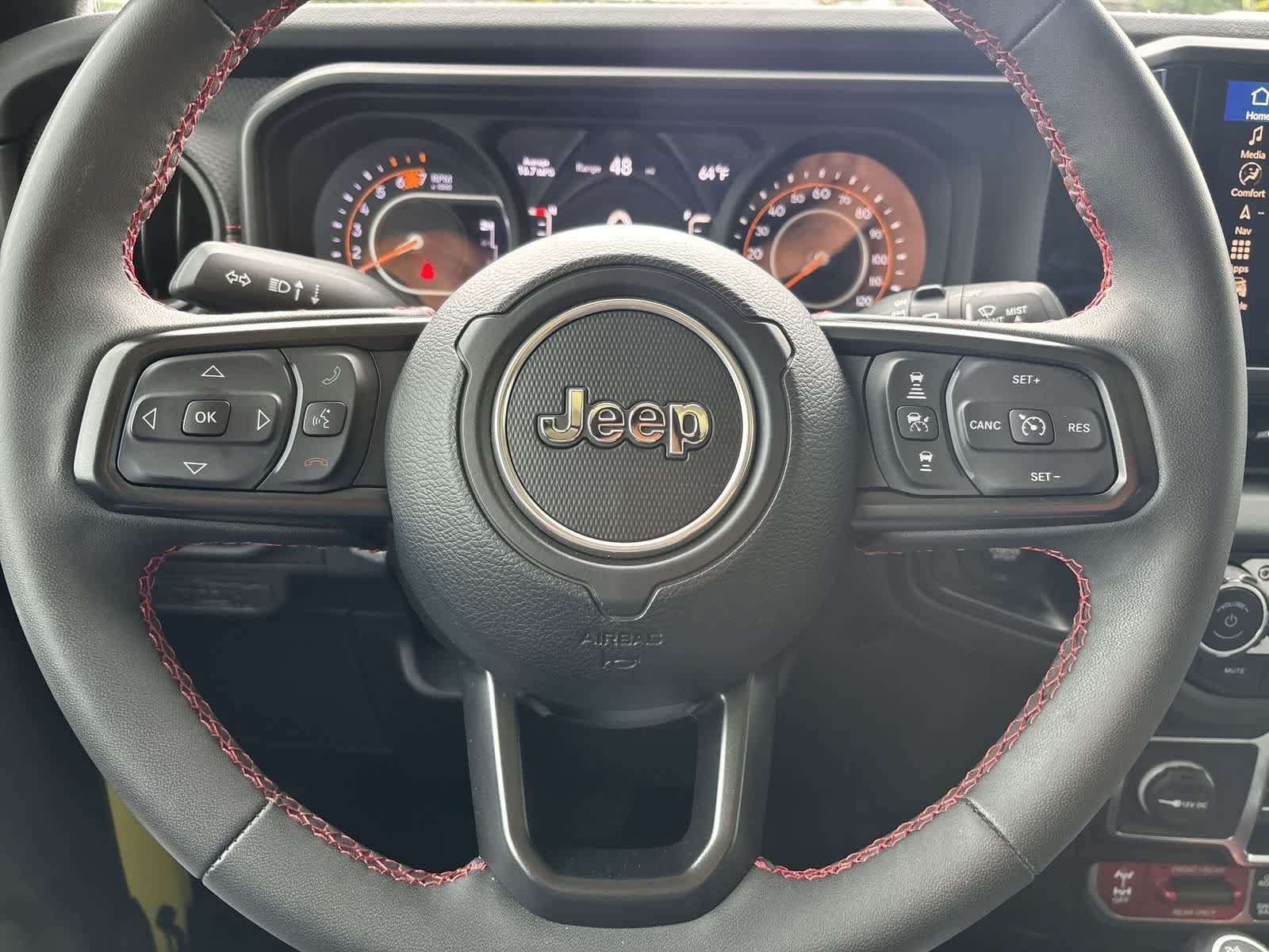 Used 2024 Jeep Wrangler Unlimited Rubicon w/ Technology Group AWD/4WD image 12