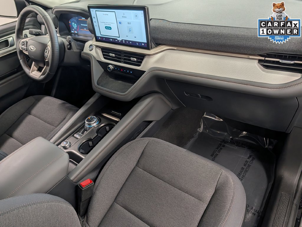 Certified 2025 Ford Explorer Active AWD/4WD image 30