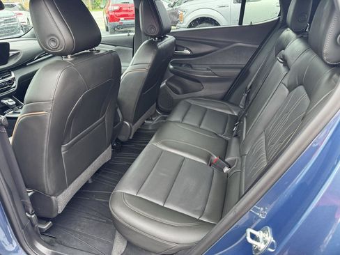 Used 2025 Buick Envista Avenir FWD image 9