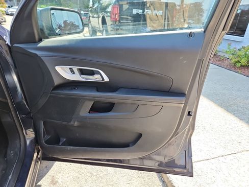 Used 2016 Chevrolet Equinox LS AWD/4WD image 22