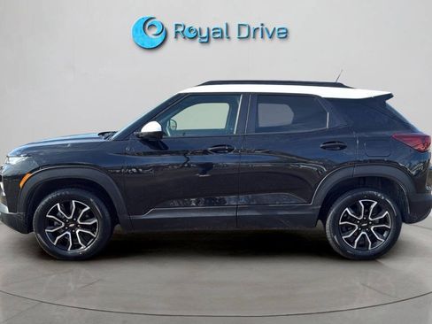 Used 2023 Chevrolet TrailBlazer ACTIV AWD/4WD image 3