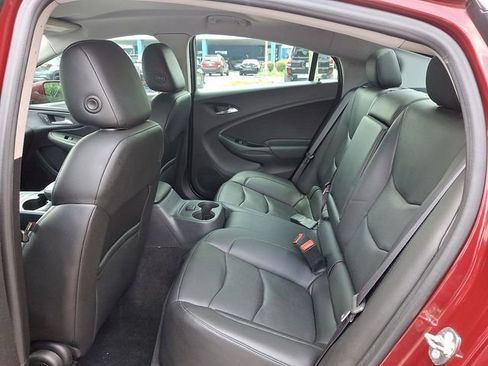Used 2017 Chevrolet Volt LT w/ Comfort Package FWD image 12