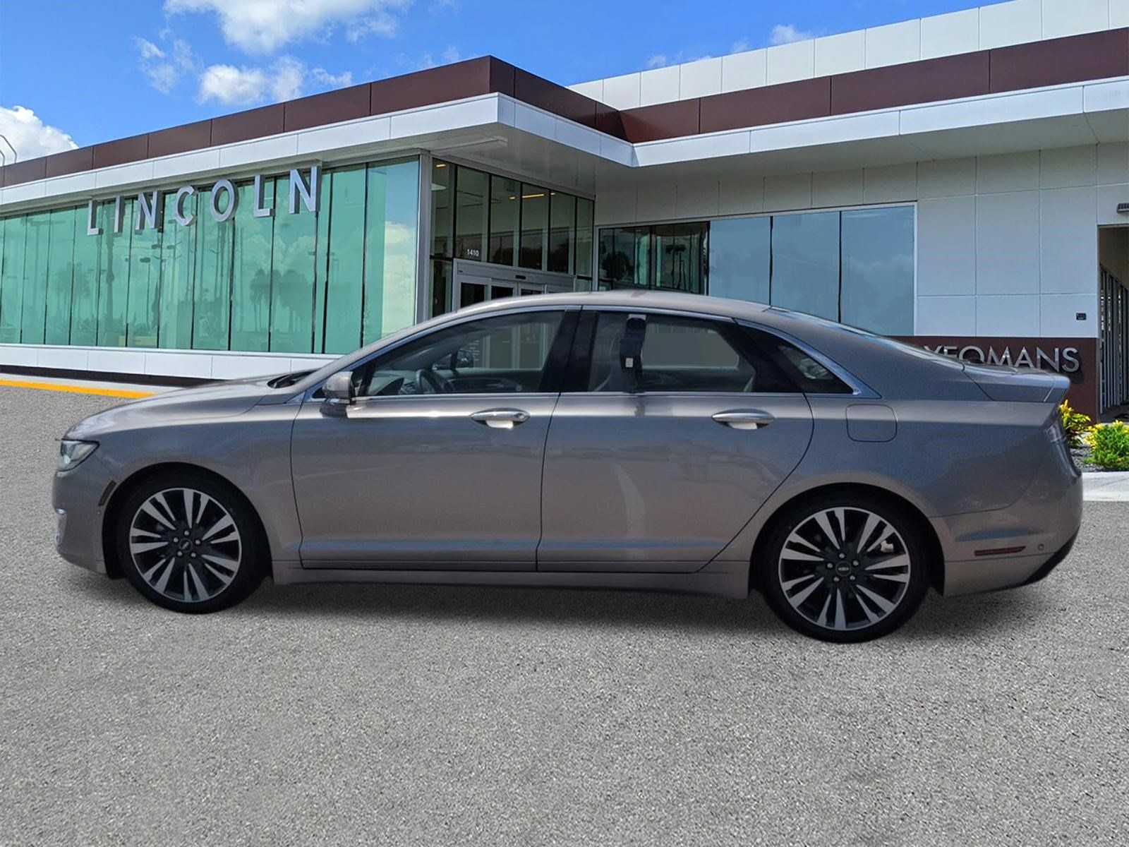 Certified 2019 Lincoln MKZ Reserve FWD image 8