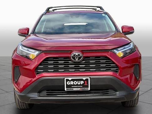 Used 2025 Toyota RAV4 XLE w/ Convenience Package AWD/4WD image 4
