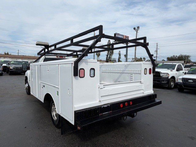 Used 2007 Chevrolet Silverado 3500 W/T w/ Provisions, Wrecker Package RWD image 8