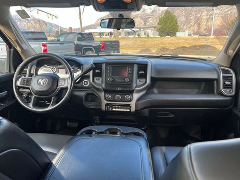 Used 2019 RAM 3500 Tradesman w/ Chrome Appearance Group image 22