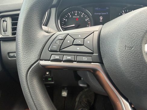Used 2020 Nissan Rogue S AWD/4WD image 14