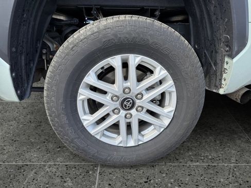 Used 2025 Toyota Tundra SR5 w/ SR5 Premium Package AWD/4WD image 11