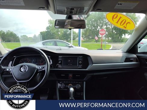 Used 2019 Volkswagen Jetta SE FWD image 15