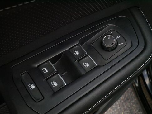 Certified 2026 Volkswagen Atlas SE AWD/4WD image 19