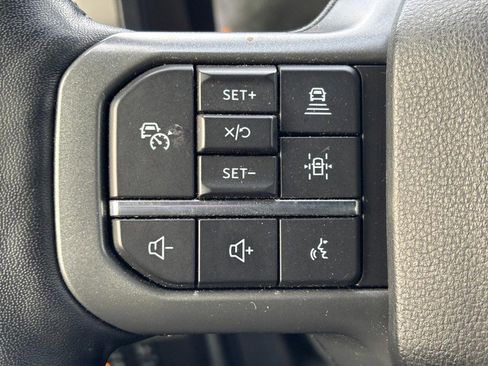 Used 2022 Ford F150 Lariat w/ Equipment Group 502A High image 19