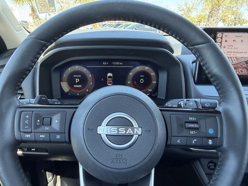 Used 2024 Nissan Rogue Platinum w/ Platinum Premium Package image 33