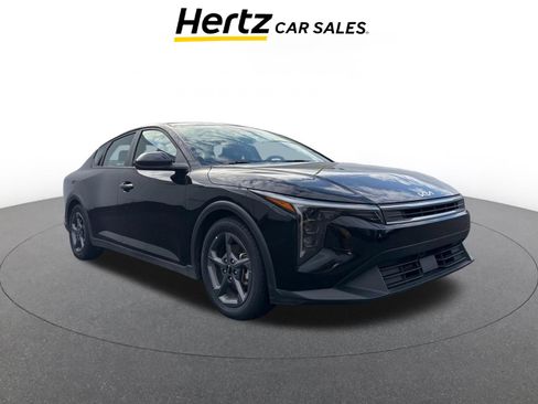 Used 2025 Kia K4 LXS FWD image 1