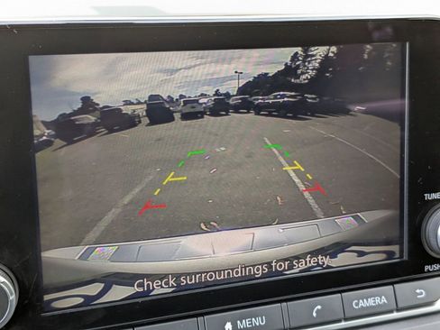 Used 2025 Nissan Rogue SV FWD image 20