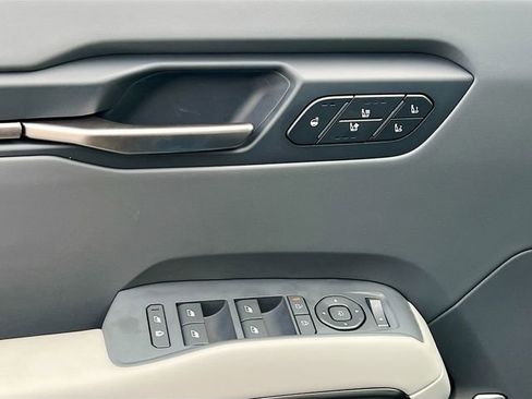 New 2026 Kia EV9 Wind image 18