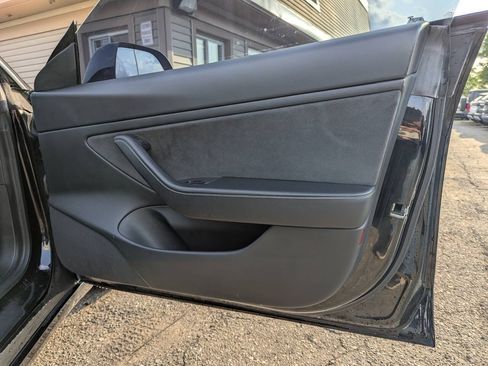 Used 2021 Tesla Model 3 Long Range AWD/4WD image 9